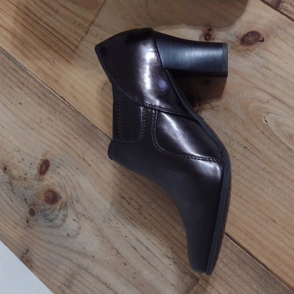 Nickels Faux Leather Square Toe Ankle Booties w/ Buckle Size 9 - Picture 8 of 15